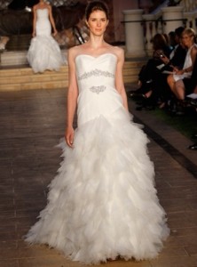 #WeddingWednesday #Wedding #BridalGowns #TeamBride #Fashion