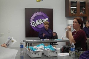 #Wilton #WiltonTreatTeam #WiltonSweetUp