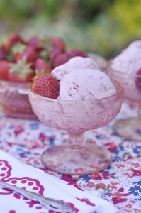 #foodie #icecream #familyfun #ad