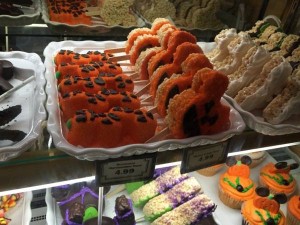 #Halloween #Disneyland #DisneySide #Disney #Travel #FrankAndShannon #ad