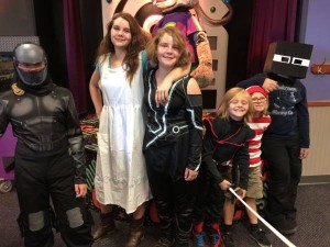 #Chucktober #Halloween #ChuckECheeses #familyfun #ad