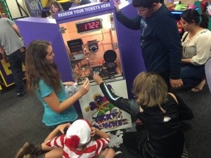 #Chucktober #Halloween #ChuckECheeses #familyfun #ad