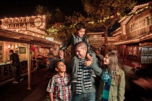 #Knotts #KnottsMerryFarm #Holidays #ad