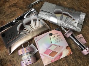 #ITCosmetics #Makeup #Beauty #Holiday #ad