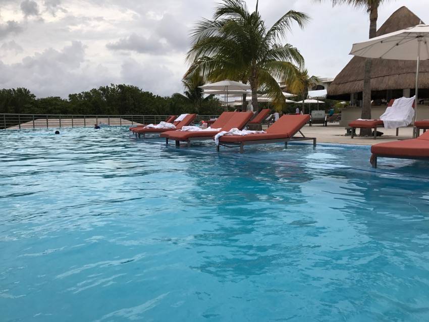 #Travel #Blogger #Mexico #Cancun #LiveThePalaceLife #MoonPalace #PalaceResorts #ad