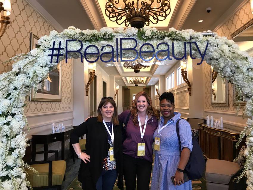 #Mom2Summit #blog #blogger #travel