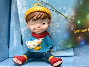 #OliverTheOrnament #Christmas #bullying #ad