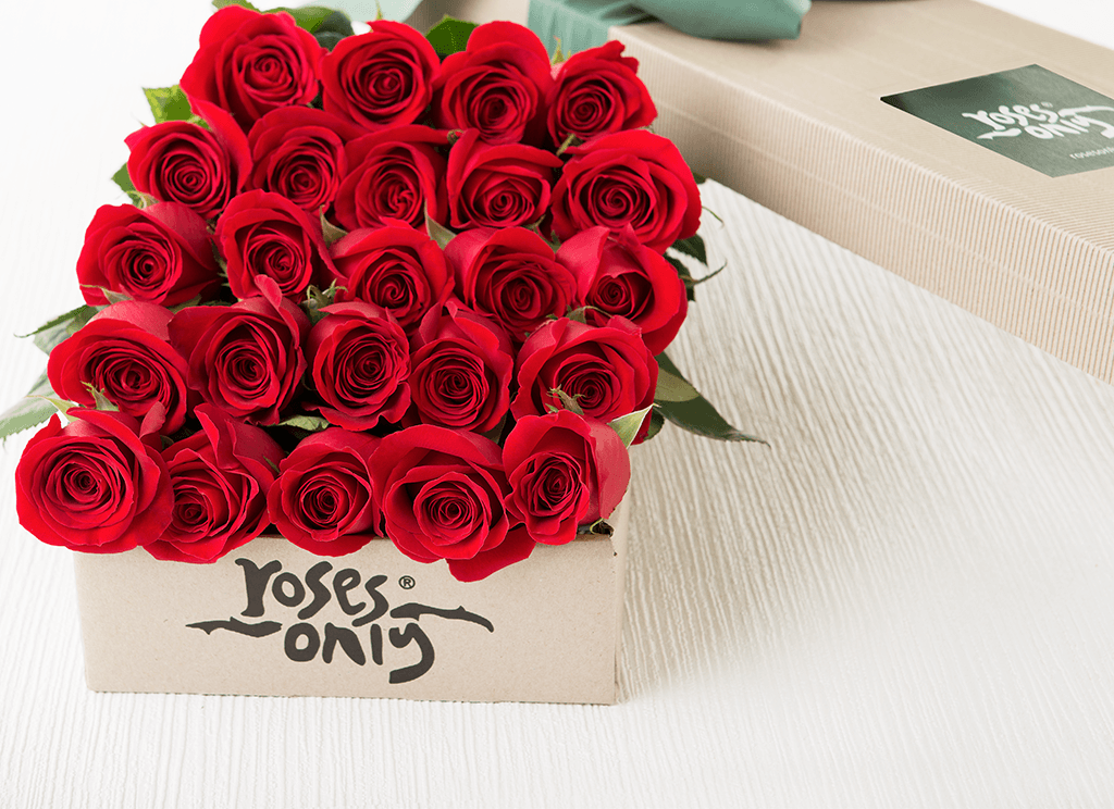 Valentine's Day gift #ValentinesDay #cookies #candy #gifts #ad
