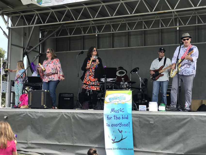 Santa Maria Valley Family Kite Festival #family #santamariavalley #kitefestival #santamariastyle #travel #family #ad