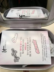 IT Cosmetics #ITCosmetics #beauty #makeup #beautyblogger #blogger