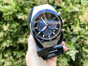 Casio Edifice Watch #casio #watch #gifts #holidaygiftguide #casio #ad
