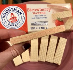 Voortman Strawberry Wafer Birthday Candle Cupcakes #Voortman #strawberry #cupcakes #baking #blogger #blog #food #foodie #recipe #ad