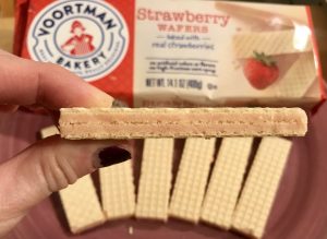 Voortman Strawberry Wafer Birthday Candle Cupcakes #Voortman #strawberry #cupcakes #baking #blogger #blog #food #foodie #recipe #ad