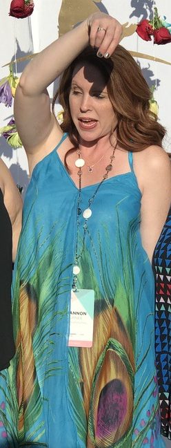 Mom Confidence #SavingStyleAtWM #beauty #motherhood #confidence #degreewomen #ad