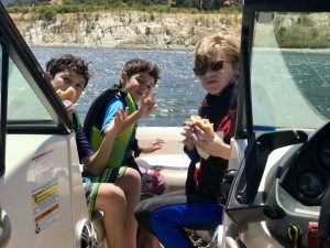 Neutrogena Sunscreen #Neutrogena #blog #blogging #blogger #bloggermom #momblogger #momlife #EveryDayIsASUNday #beauty #skin #summer #family #wahm #fourthofjuly #ad