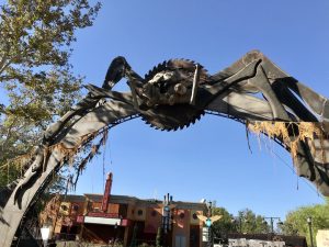 Six Flags Magic Mountain Fright Fest 2018 #FrightFest #MagicMountain #Halloween #park #familyfun #hauntedhouse #travel #familytravel