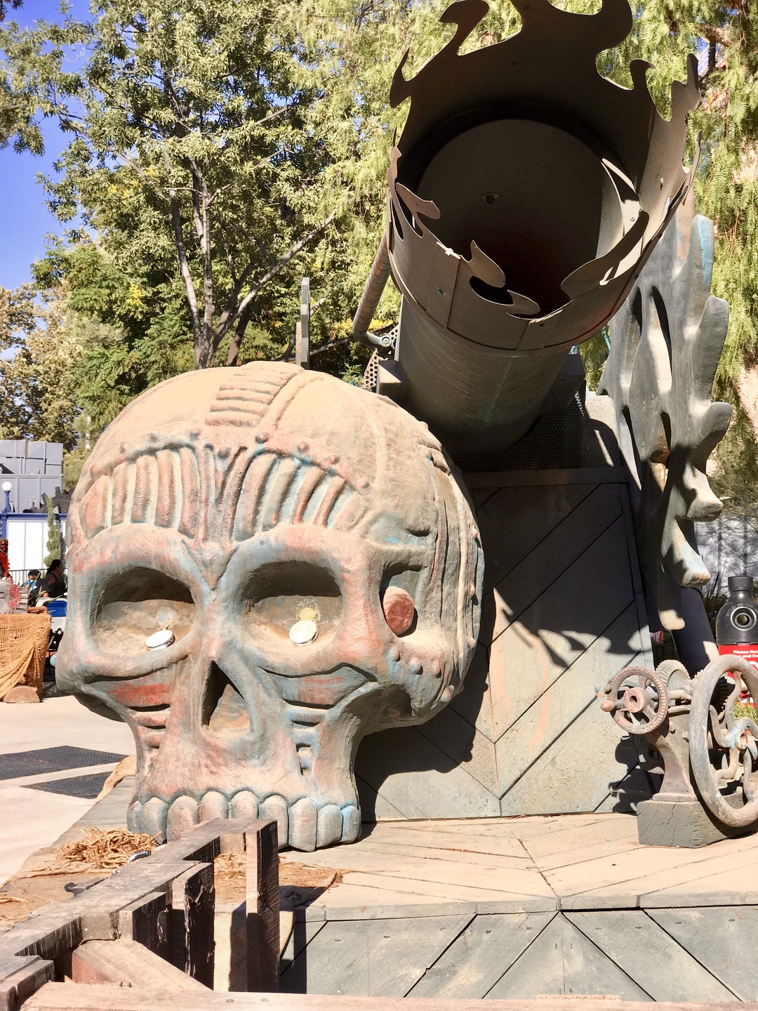 Six Flags Magic Mountain Fright Fest 2018 #FrightFest #MagicMountain #Halloween #park #familyfun #hauntedhouse #travel #familytravel