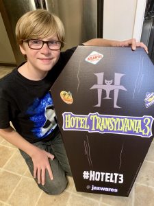 Hotel Transylvania 3 Movie Night #HotelT3 #HotelTransylvania #HotelTransylvania3 #movie #movienight #ad