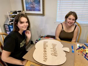 Craft Cuts #Halloween #art #artproject #artprojects #diy #pumpkin #art #family #ad