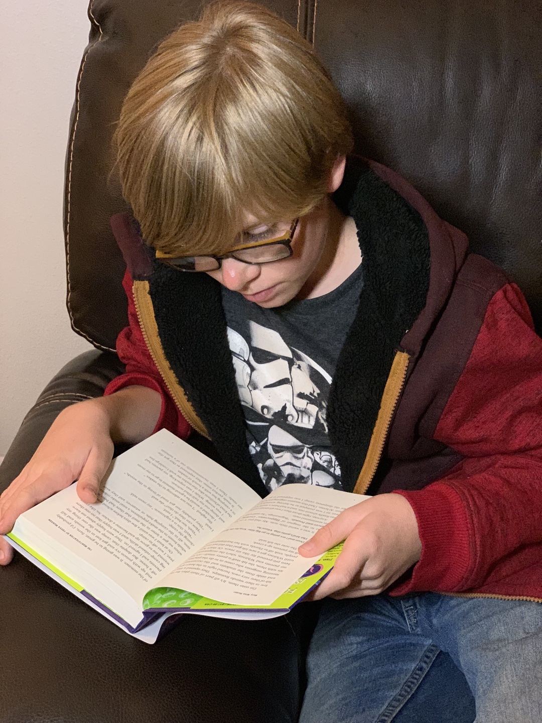 The Mortification of Fovea Munson #MortificationOfFoveaMunson #book #giveaway #DisneyBooks #ad