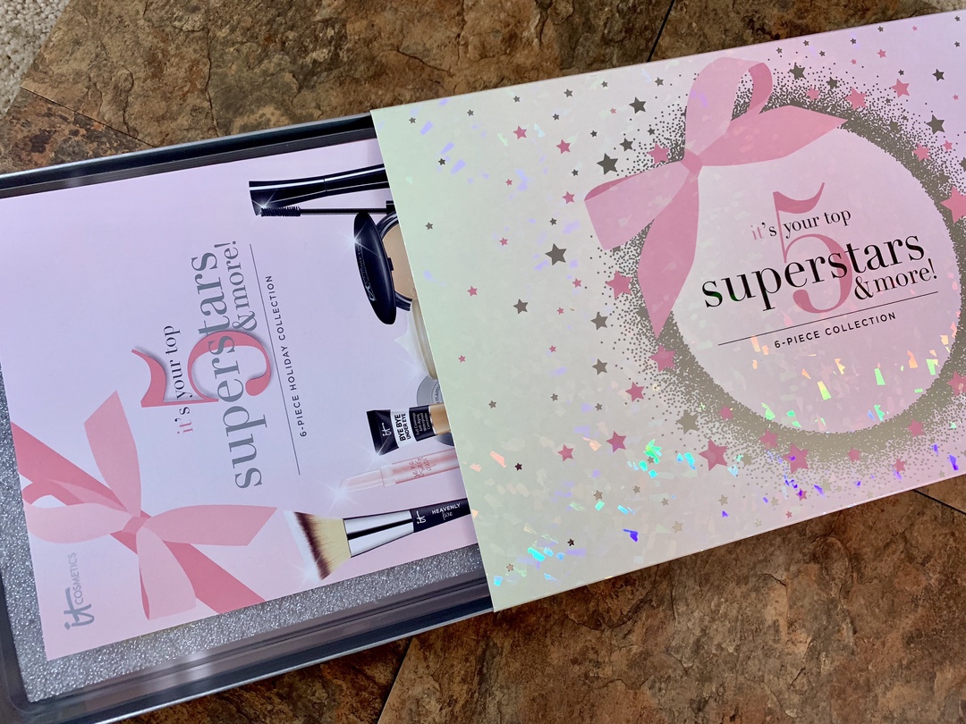 IT Cosmetics IT's Your Top 5 Superstars & More! Holiday Collection #ITCosmetics #holiday #makeup #blogger #ITsyourTSV #ad