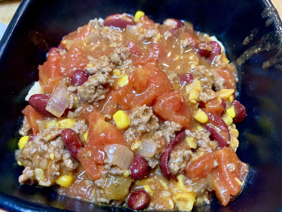 Easy Taco Soup Recipe #TacoSoup #Recipe #food #foodie #soup #ad