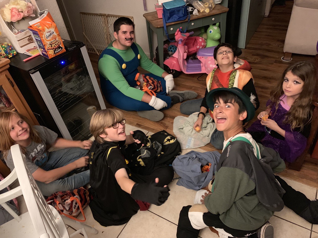 Happy Halloween 2018 #Halloween #family #familyfun #holiday