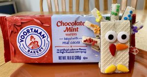 Edible Thanksgiving Turkey Craft with Voortman Wafers #Thanksgiving #Turkey #Craft #DIY #food #foodie #holiday #ad