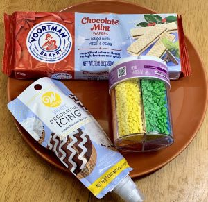 Edible Thanksgiving Turkey Craft with Voortman Wafers #Thanksgiving #Turkey #Craft #DIY #food #foodie #holiday #ad