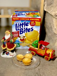 Entenmann's Little Bites Sugar Cookie Muffins #Entenmanns #LittleBites #Muffins #snacks #food #foodie #holidays #giveaway #LoveLittleBites #LBSugarCookie #ad