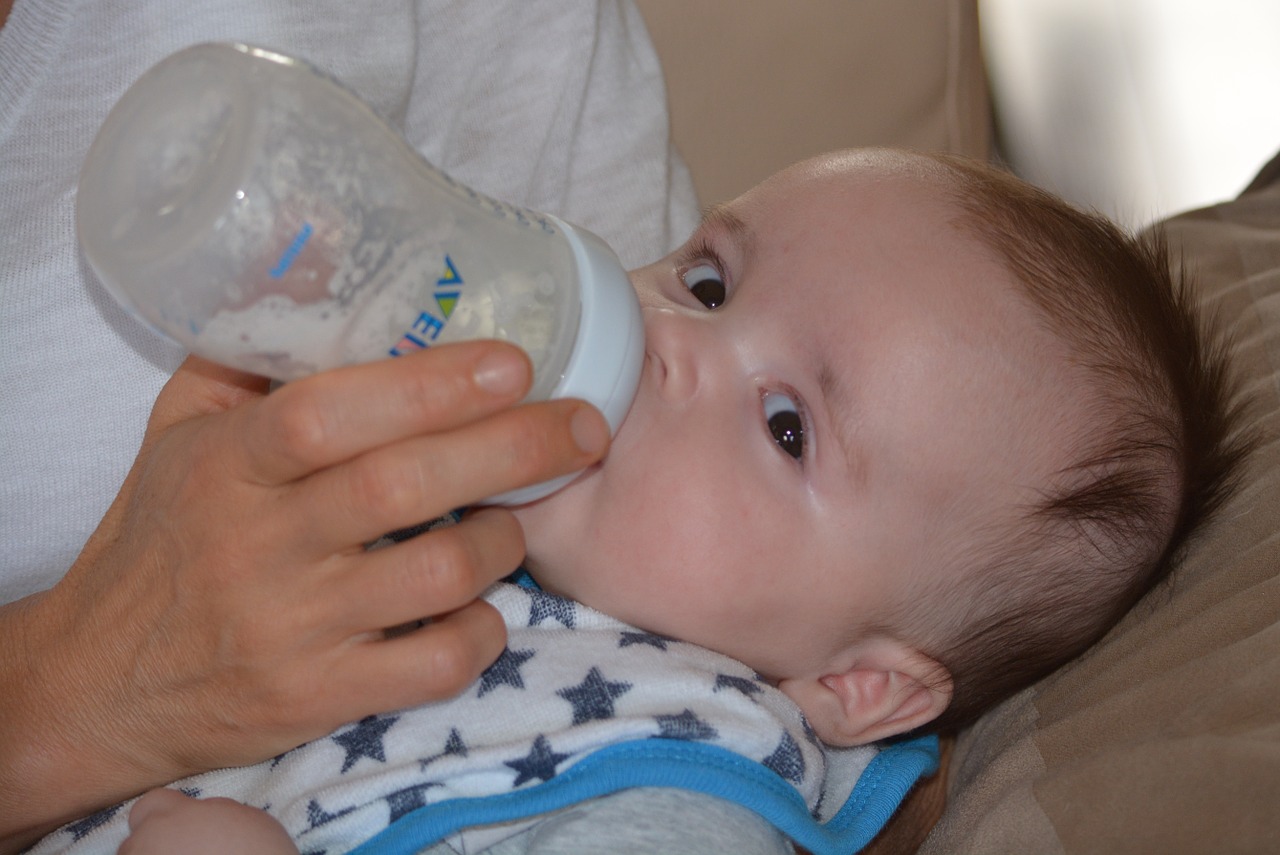 baby drinking bottle