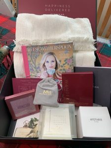 PopSugar Winter Subscription Box #Popsugar #beauty #makeup #subscriptionbox #fashion