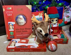 Portable North Pole Christmas #PNP #Christmas #holiday #santa #holidaygiftguide #ad