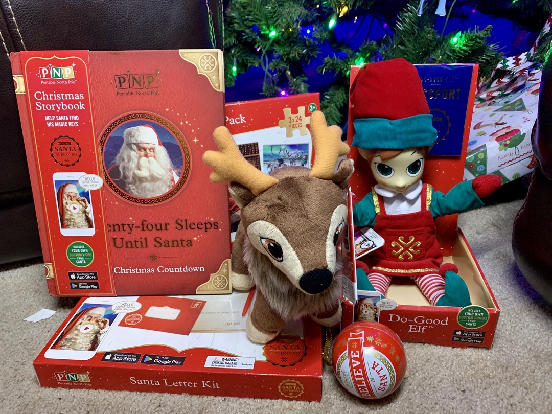 Portable North Pole Christmas #PNP #Christmas #holiday #santa #holidaygiftguide #ad