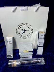 IT Cosmetics' New Year, Your Most Beautiful Skin! Collection #ITCosmetics #makeup #beauty #beautyblogger #blogger #ITsyourTSV #ad