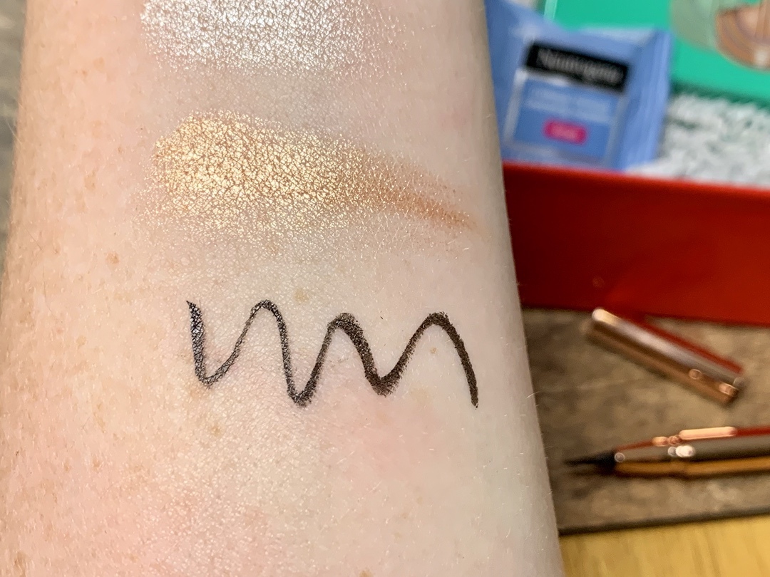 Allure Beauty Box December 2018 #Allure #AllureBeautyBox #beauty #makeup #subscriptionbox #beautyblogger