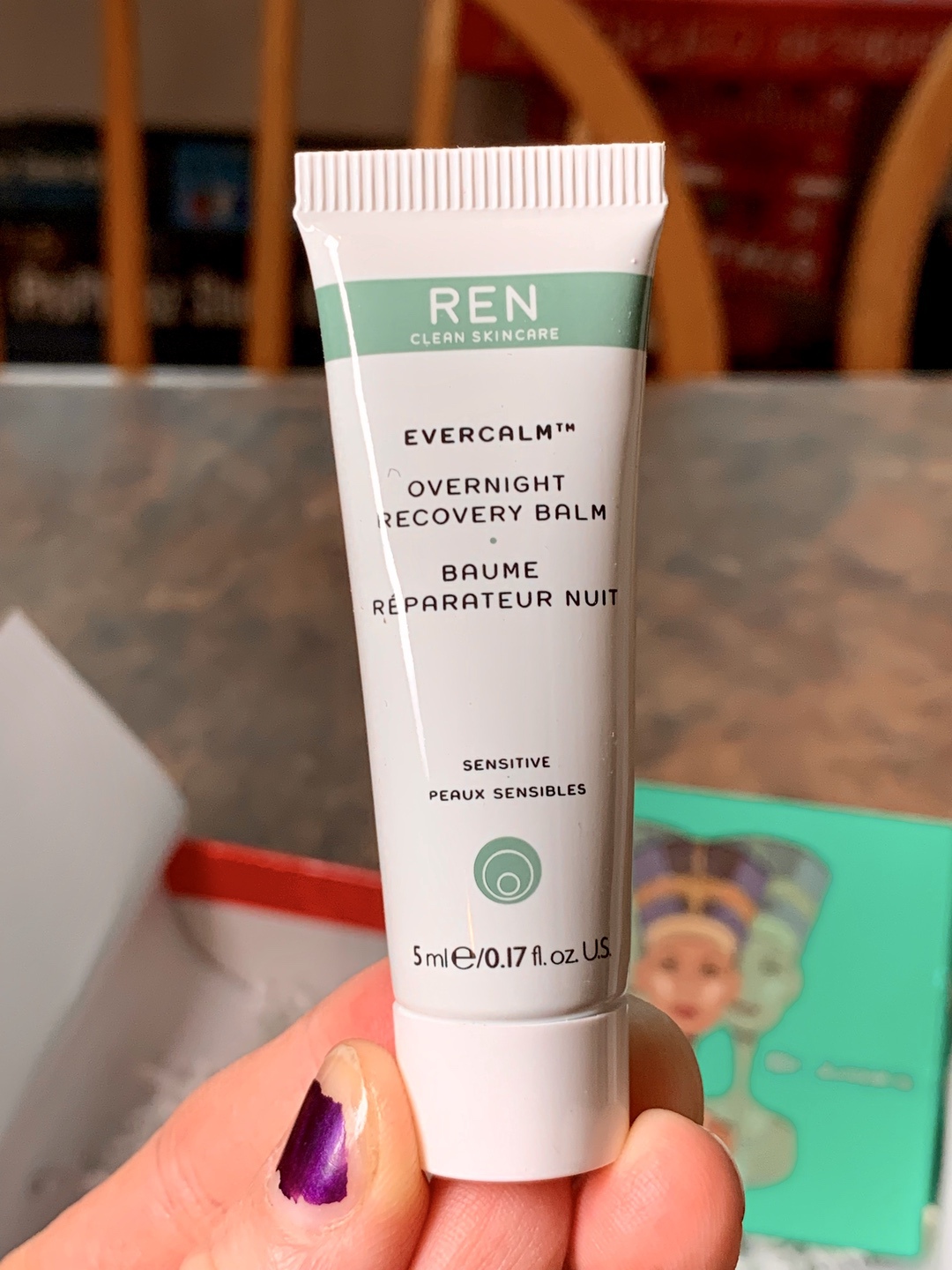 Allure Beauty Box December 2018 #Allure #AllureBeautyBox #beauty #makeup #subscriptionbox #beautyblogger