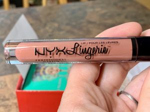 Allure Beauty Box December 2018 #Allure #AllureBeautyBox #beauty #makeup #subscriptionbox #beautyblogger