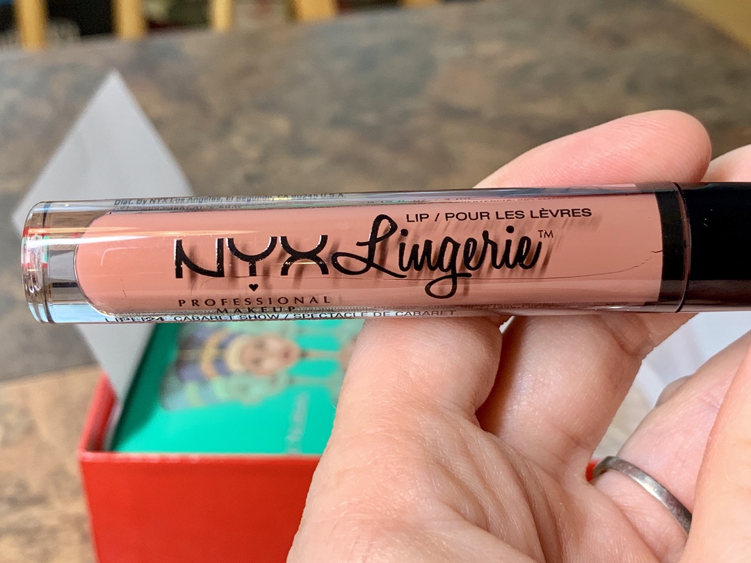 Allure Beauty Box December 2018 #Allure #AllureBeautyBox #beauty #makeup #subscriptionbox #beautyblogger