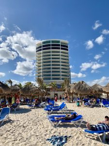 Seadust Cancun Family Resort #Seadust #Cancun #Mexico #travel #familytravel #getaway #ad
