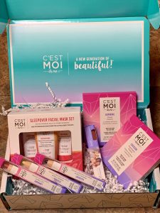 C'est Moi Beauty #CestMoi #CestMoiBeauty #beauty #makeup #ontheblog #giveaway #ad