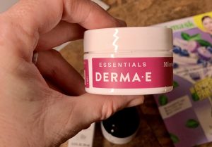 derma e essentials
