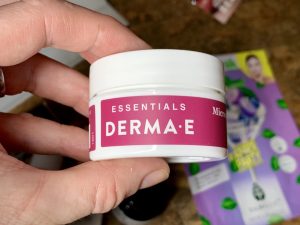 derma e essentials