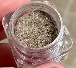 eye shadow pigment