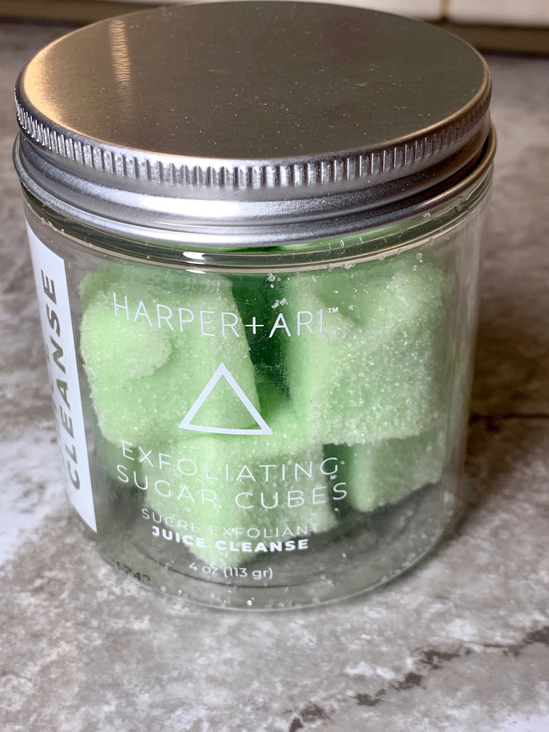 FabFitFun Fall 2019 - Harper + ARI Exfoliating Sugar Cubes in Juice Cleanse