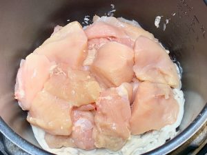Instant Pot Garlic Chicken with Gravy and Rice