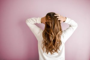 moisturize dry hair