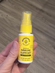 Beekeeper's Naturals scratchy throat