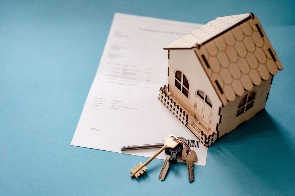 Divorce Financial Issues: Property Division and Child Support Explained