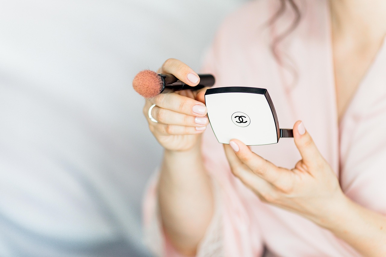 easy makeup tips for moms